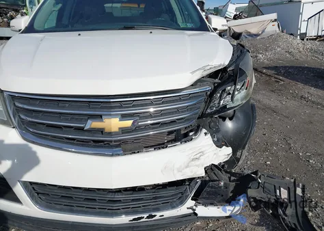 2015 Chevrolet Traverse 1Lt из США, поврежденный, VIN 1GNKVGKD7FJ227568